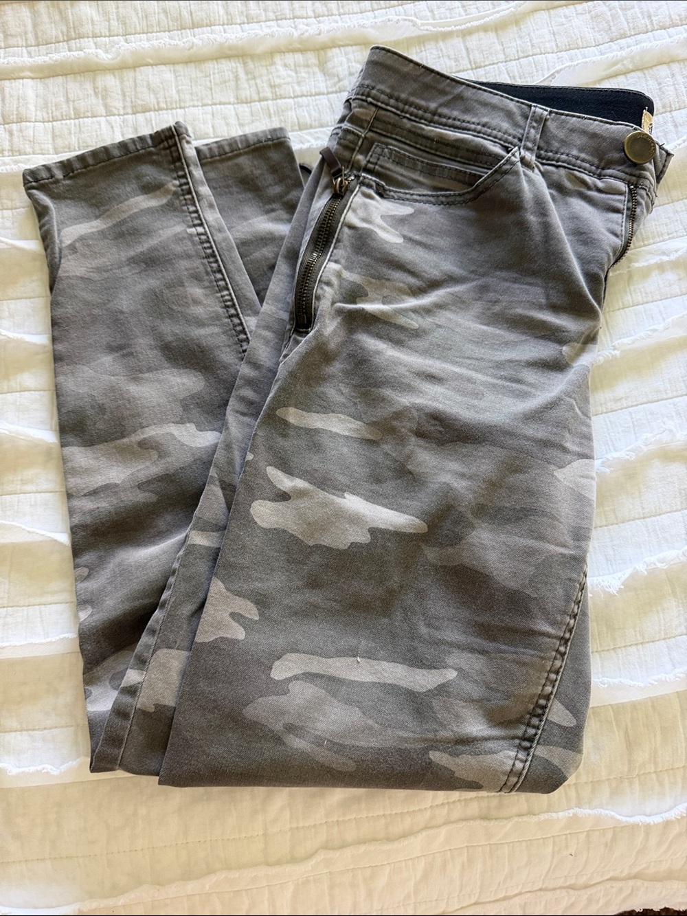 Democracy Women’s Skinny Gray Camo Jeans